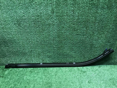 Направляющая сдвижной двери Mercedes V W447 14-нв