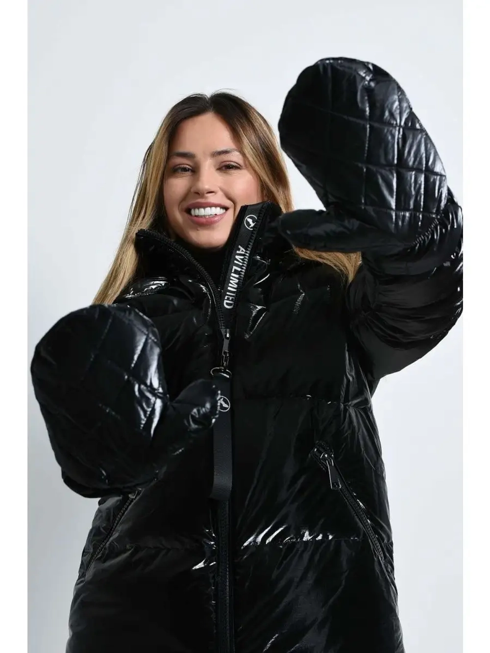 Рукавицы жен. AVI VARYA черный