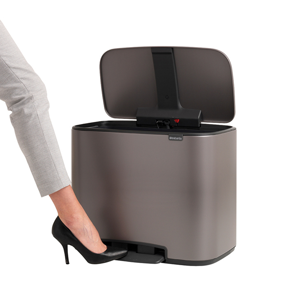 Мусорный бак Bo Pedal Bin 3x11л Brabantia Платиновый