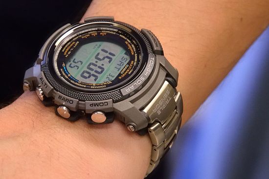 Мужские часы CASIO PRO TREK PRW-2000T-7ER