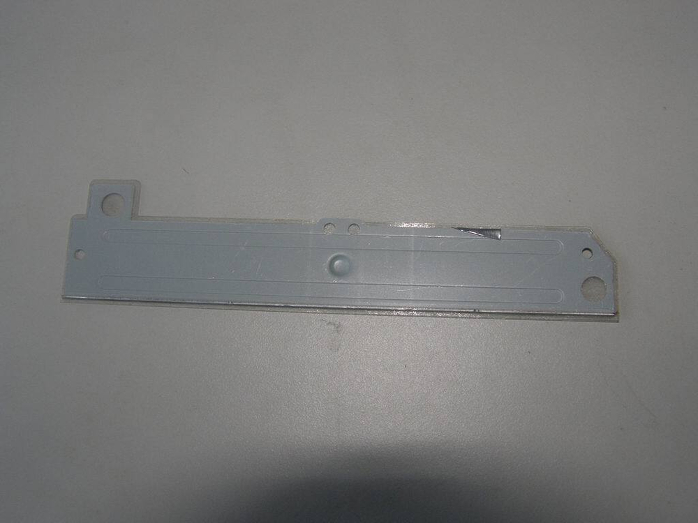 Часть корпуса ноутбука для ноутбука Lenovo Y580 - Держатель устройства -тачпад металлический (90200850),, оригинал