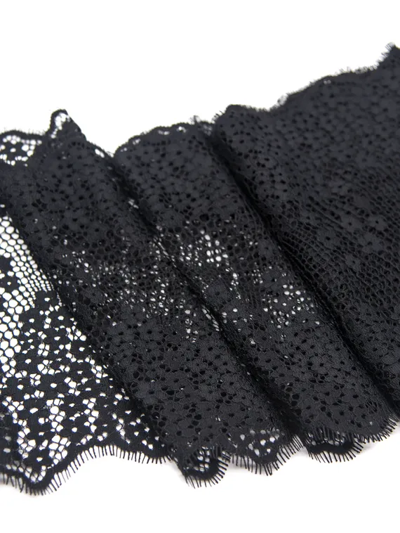 01-50 Кружево шантильи 22 см, черный 170