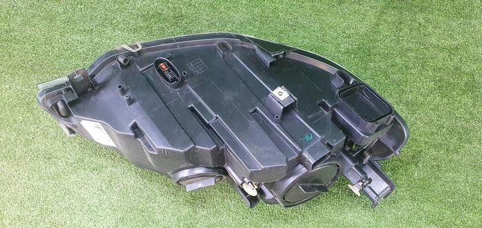 Фара левая BMW X6 E71 (2007-2014) ксенон