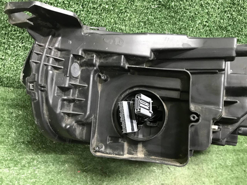 Битая Фара правая Volvo XC90 2 (2014-2019) LED