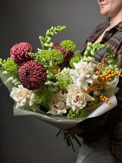 Авторский букет «Зелёные акценты»