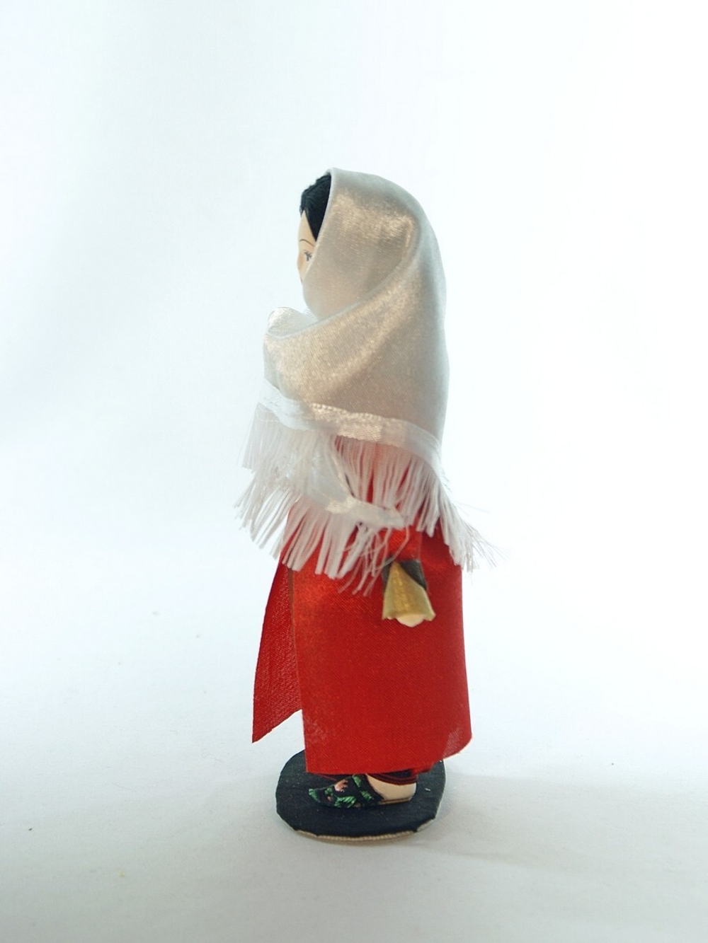 Кукла коллекционная девочка Ингушка