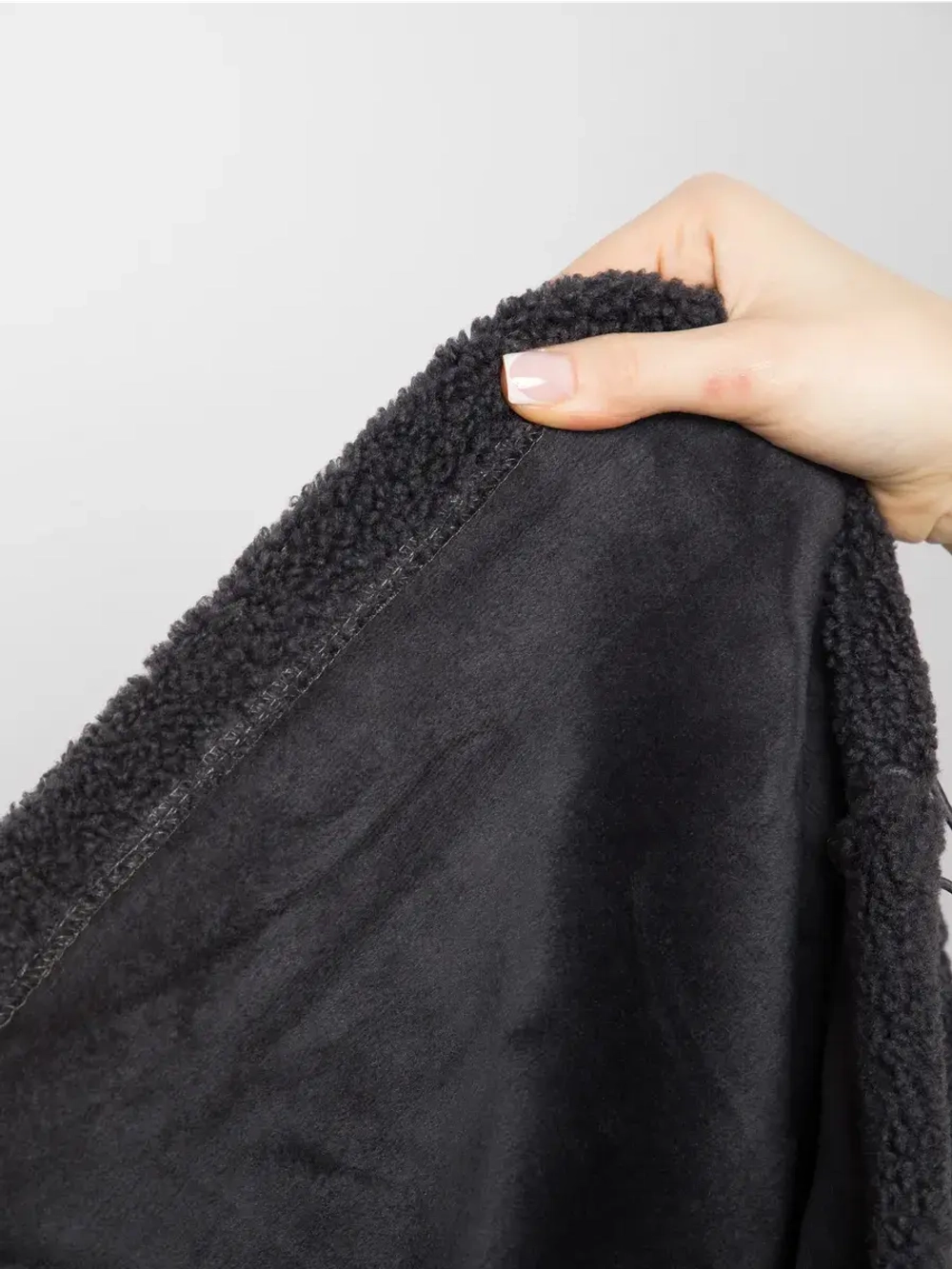 Толстовка плюшевая с капюшоном