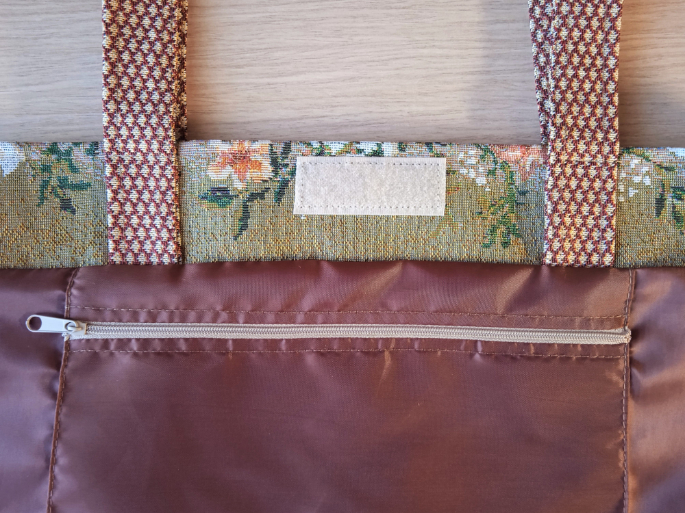 Гобеленовая сумка Пестрые бабочки (39х39х12)