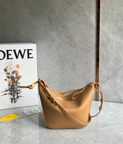 Loewe Mini Hammock Hobo 28 cm