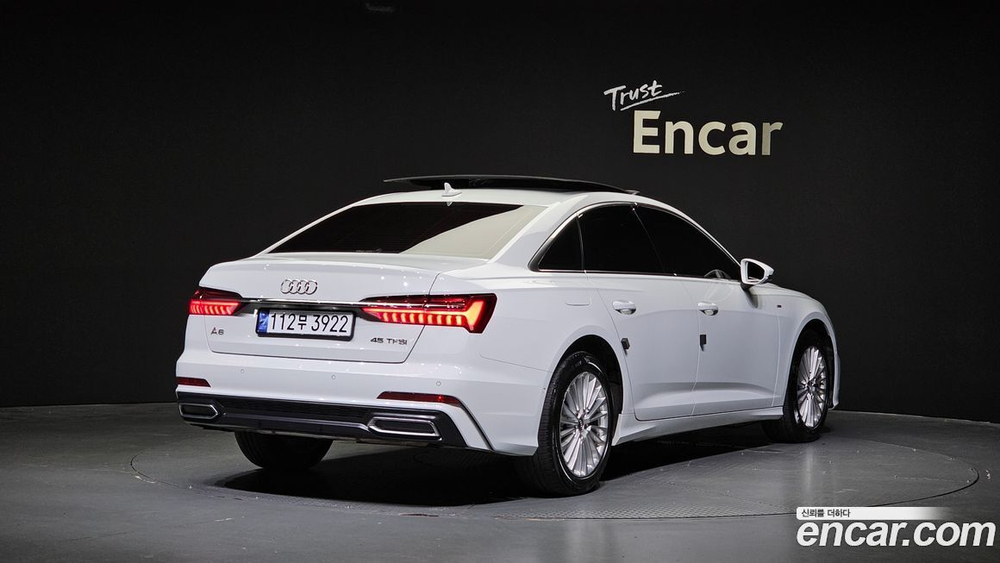 Audi A6 (C8) 45 TFSI Premium (07.2020)