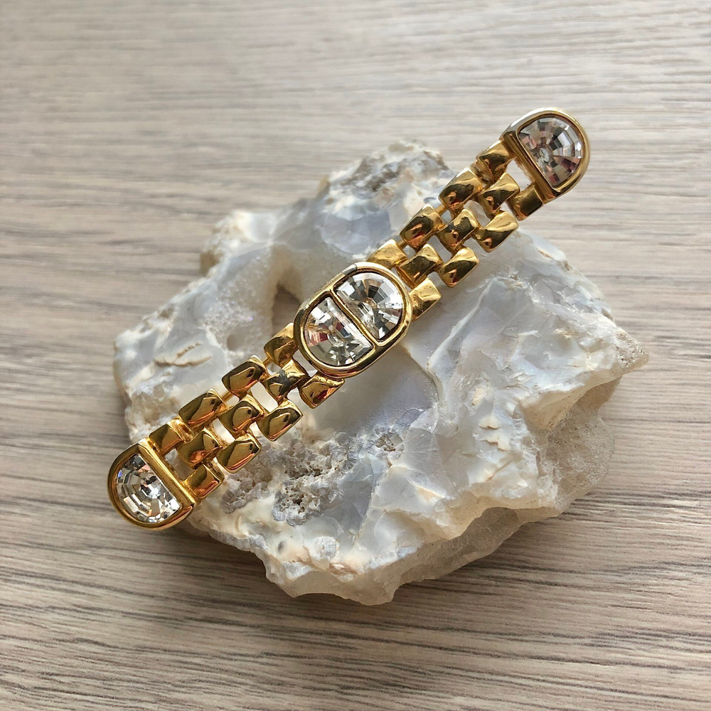 Брошь винтаж палочка с белыми кристаллами no name