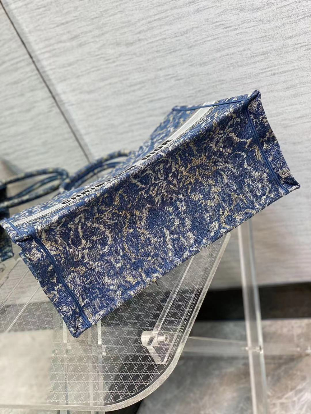 Christian Dior Book Tote 42 cm