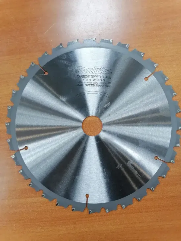 Диск пильный по древесине 255х30 мм Makita A-80961