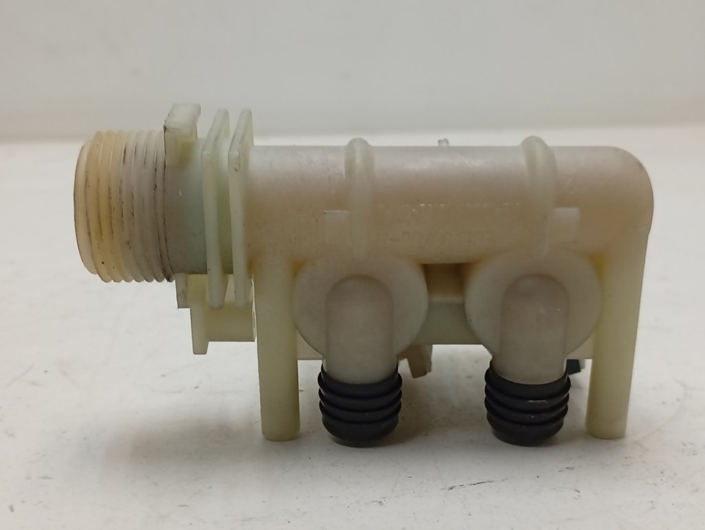 ARSL105 кт56 Клапан подачи воды для стиральной машины Hotpoint - Ariston б/у