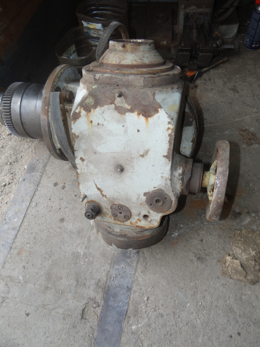 Голова ВФГ от станков 6Р81ш 6к81ш 6д81ш в комплекте с угловым редуктором