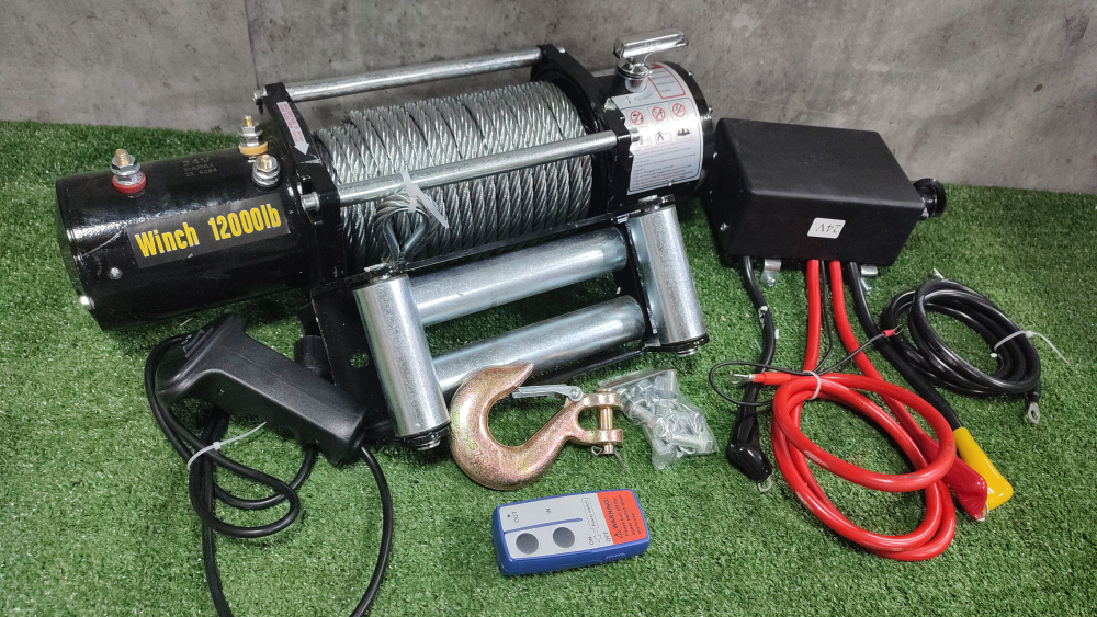 Лебедка автомобильная 12000 LBS метал 24 вольта