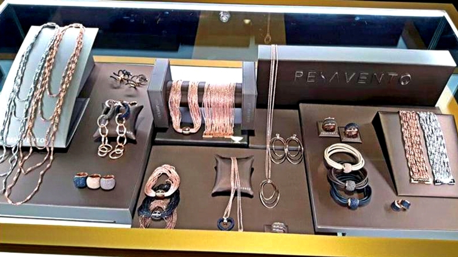 Pesavento на выставке INHORGENTA München.