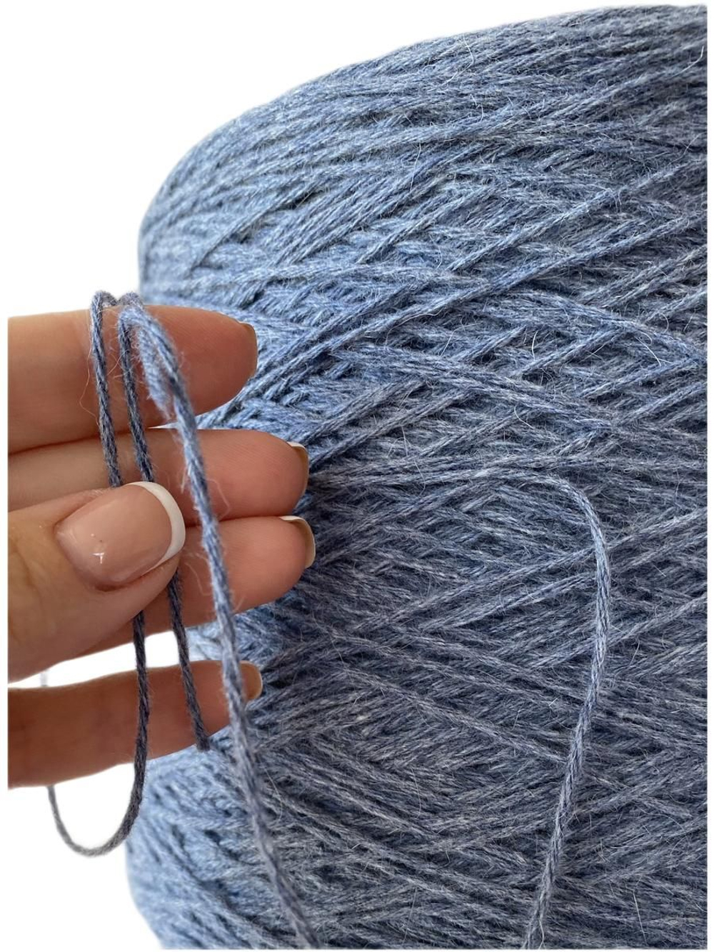 Пряжа на бобине (Италия) 70% шерсть мериноса 30% ангора 100г-300м 425г