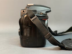 Nikon D5000 Body