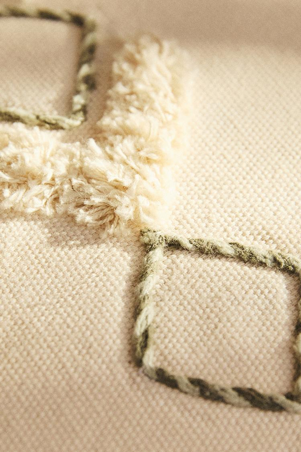 ZARA HOME ЧЕХОЛ ДЛЯ ДЕКОРАТИВНОЙ ПОДУШКИ  С ГЕОМЕТРИЧЕСКИМ УЗОРОМ, СВЕТЛО-БЕЖЕВЫЙ