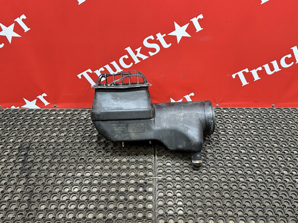 Патрубок воздушного фильтра 2023г