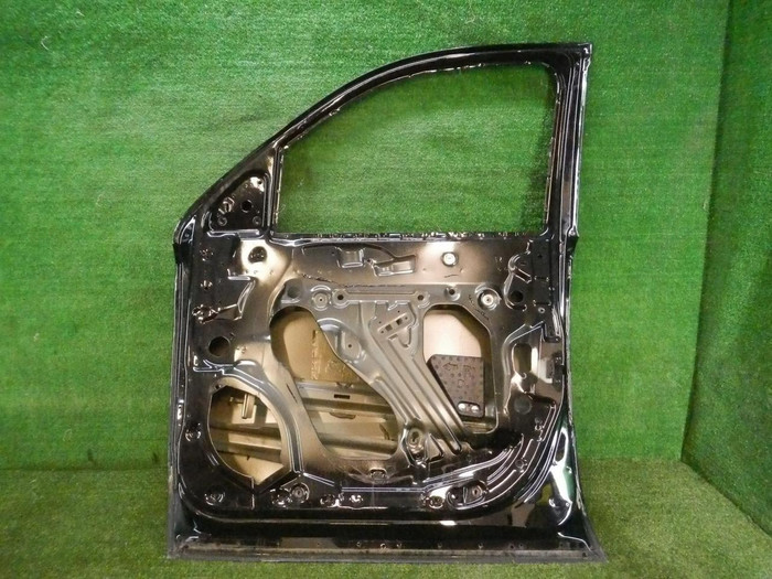 Дверь передняя правая Cadillac Escalade 4 (2014-2020)