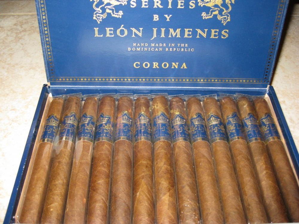 Leon Jimenes 300 series Corona