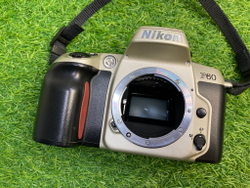 Nikon F60