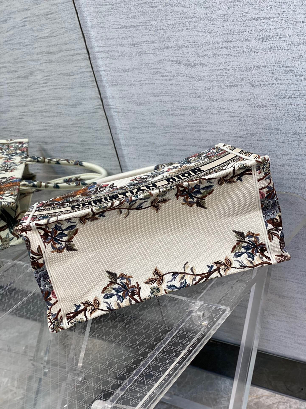 Christian Dior Book Tote 36 cm