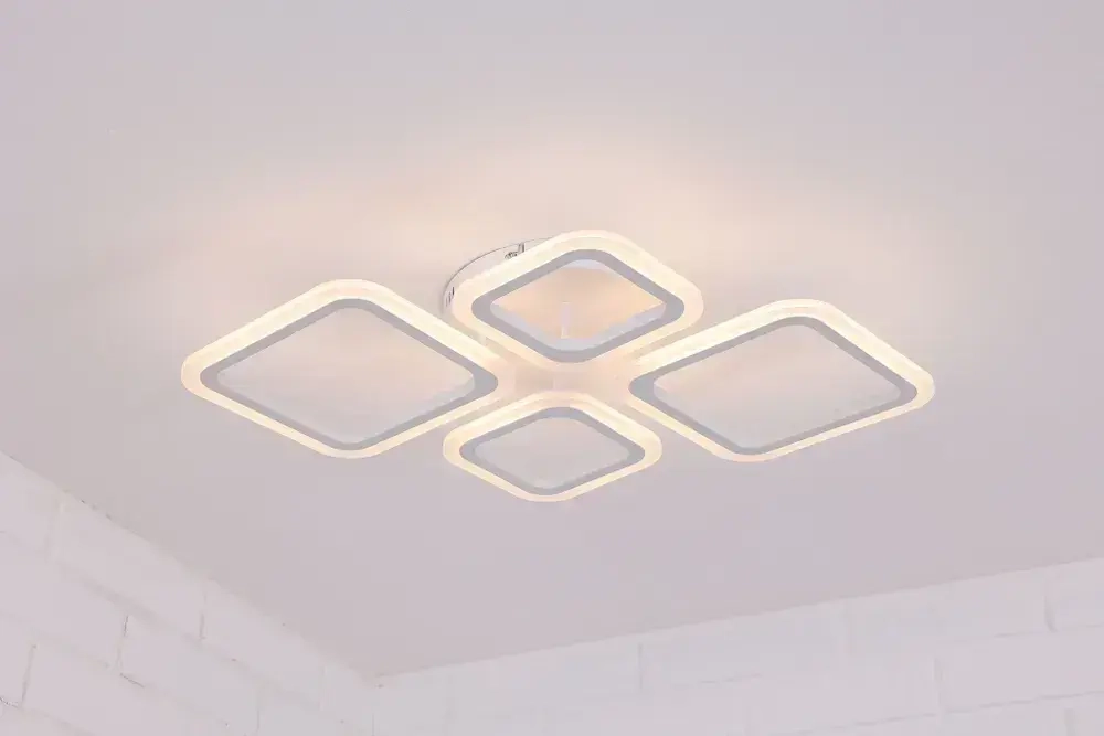 Люстра потолочная, светильник потолочный,Quedo-2+2 F, цвет белый, мощность: 72W. С Пультом в комплекте. Площадь освещения до 18м2. Люстра светодиодная