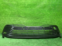 Решетка переднего бампера Toyota Camry xv70 17-21