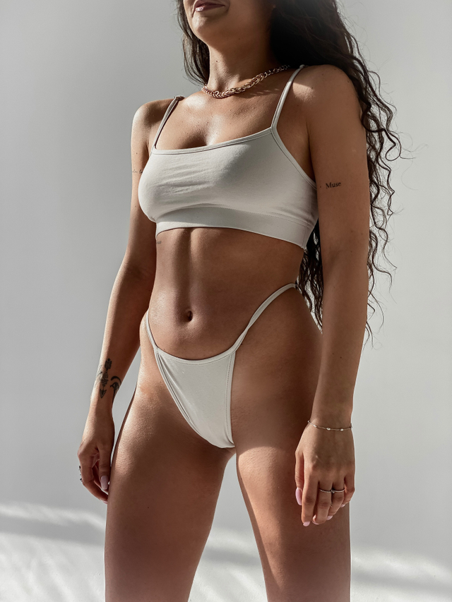 Трусики стринги LOUNGE UNDERWEAR