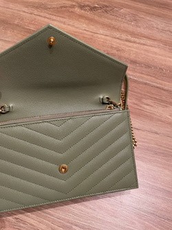 Сумка Saint Laurent Envelope mini