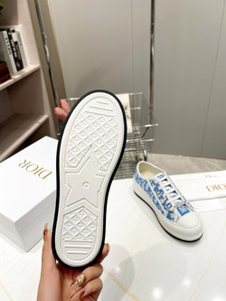 Christian Dior Walk'n'Dior Sneaker
