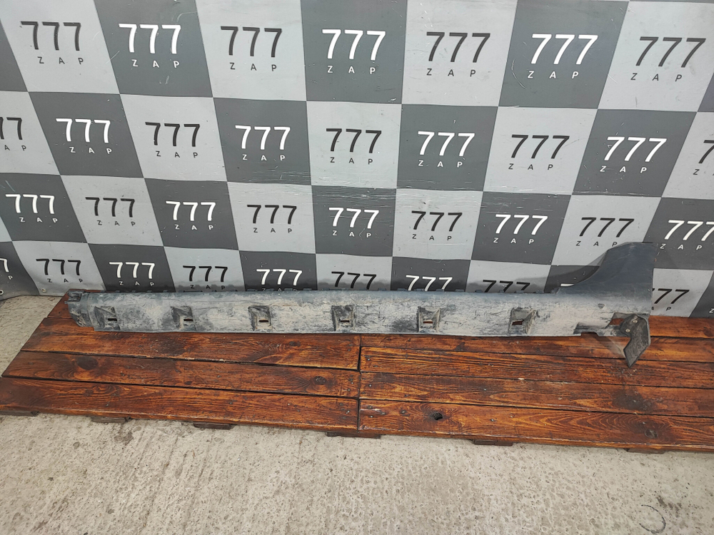 Накладка порога левого Renault Duster 1 10-21 Б/У Оригинал 768514823R