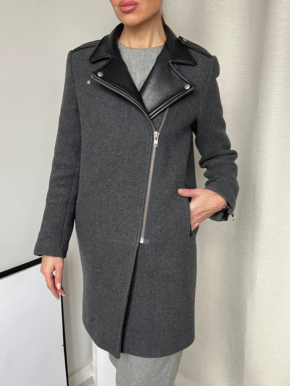 Пальто шерстяное Sandro, xs