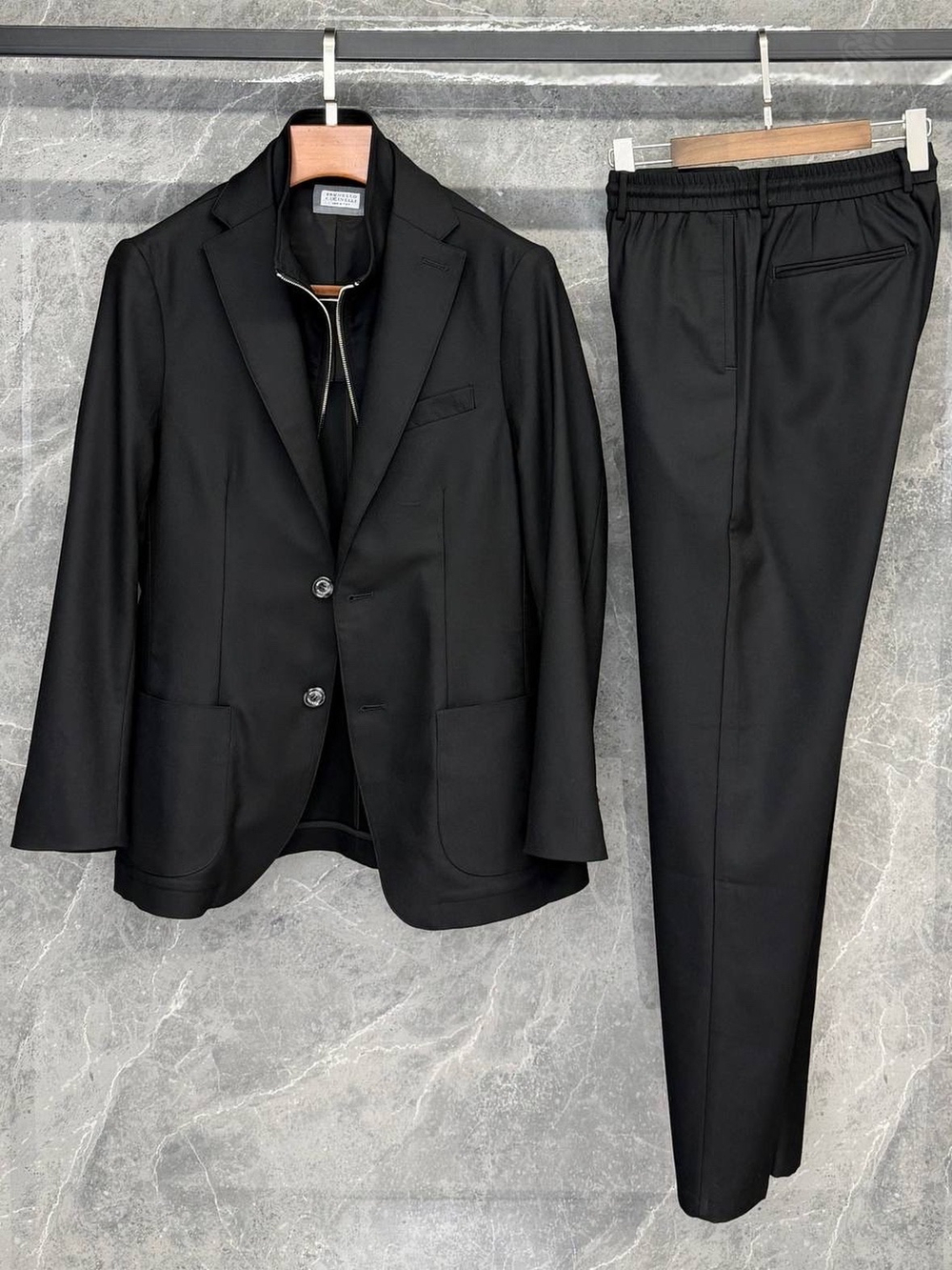 Костюм Brunello Cucinelli