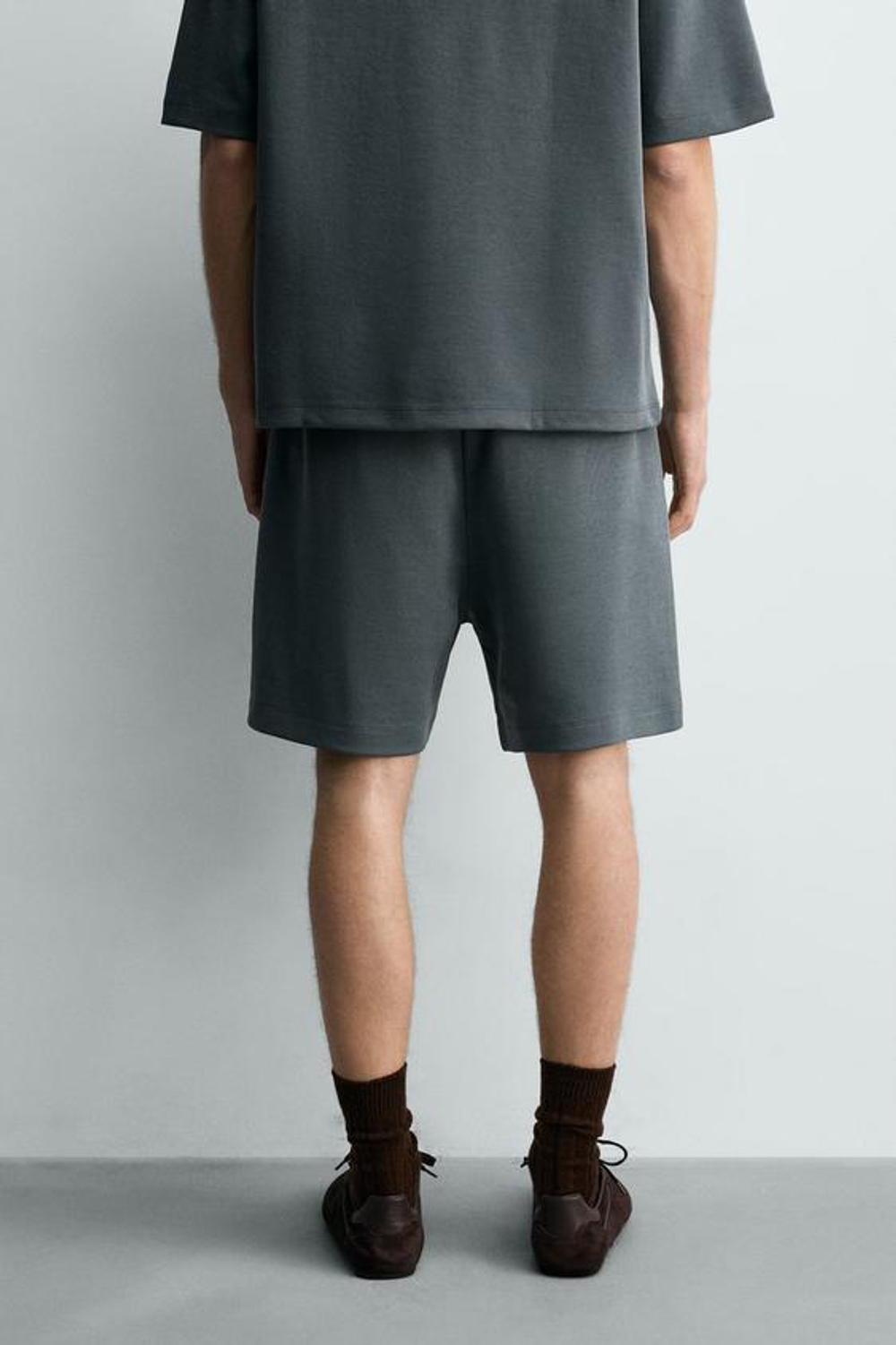 ZARA ШОРТЫ-ДЖОГГЕРЫ RELAXED FIT INTERLOCK, ЛИНЯЛЫЙ СИНИЙ