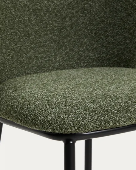 Барный стул Ciselia из темно-зеленого шенилла с ножками из черной стали