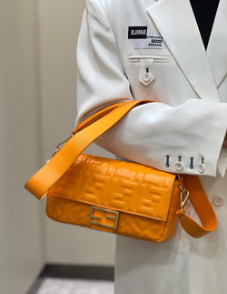Fendi Baguette 27 cm