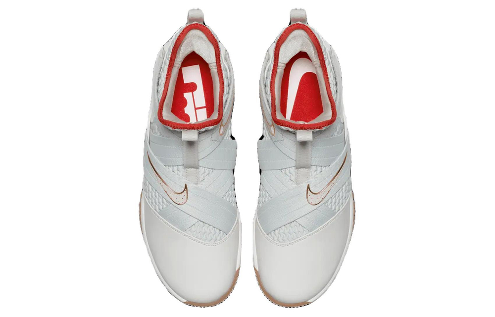 Кроссовки Nike Lebron Soldier 12 Light Bone