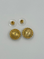 Серьги с зелёными вставками