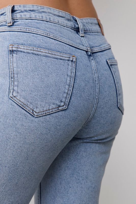 Джинсы mom fit, светло-голубой