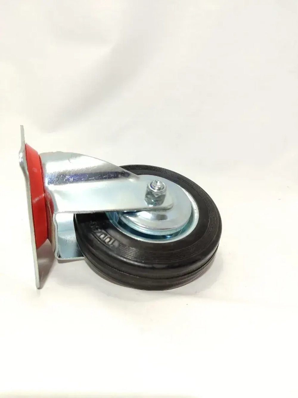 Комплект поворотных колес для тележек и контейнеров