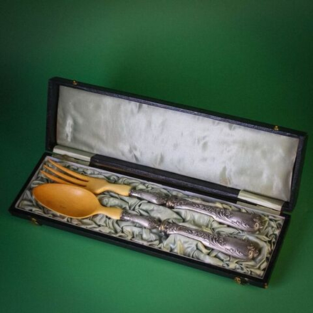 Винтаж: Вилка и ложка для сервировки стола в оригинальной коробке