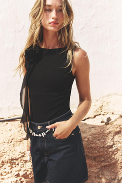 ZARA ТОП С ЦВЕТКОМ БЕЗ РУКАВОВ, ЧЕРНЫЙ