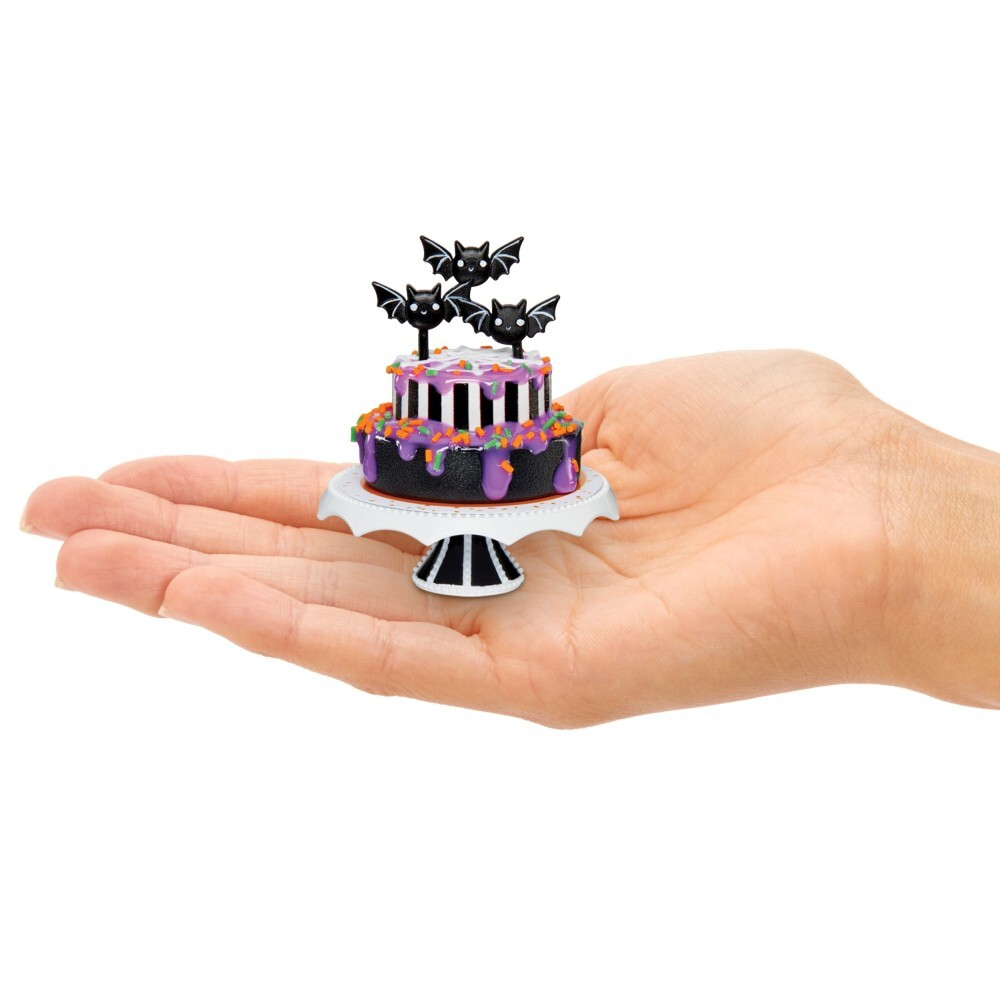 MGA's Miniverse - Мини шар-сюрприз Хэллоуина "Битлджус" Make It Mini Food 531111 / артикул   531111  / GTIN 035051531111