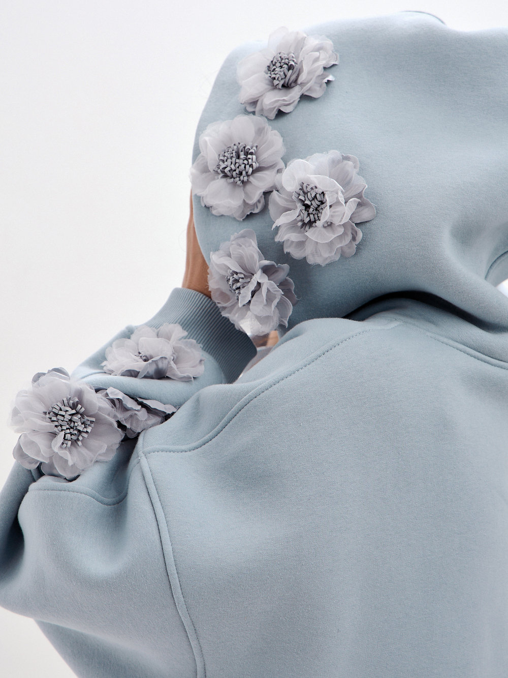 Худи гипер с цветами