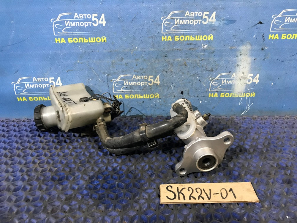 Главный тормозной цилиндр MAZDA BONGO 2002