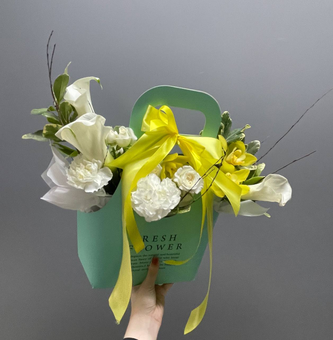 Композиция "Каллы на ветру"